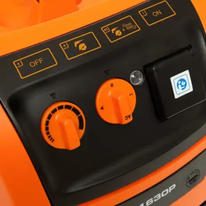 Vysávač Spit AC1630P s automatickým oklepom filtra